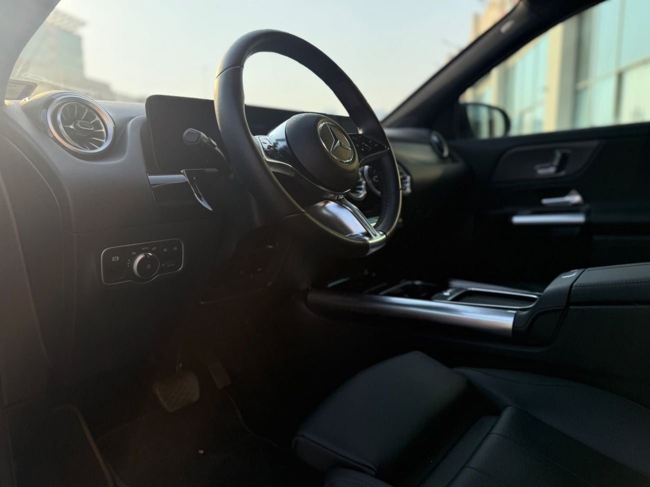 Mercedes Benz GLA 200 STANDARD
