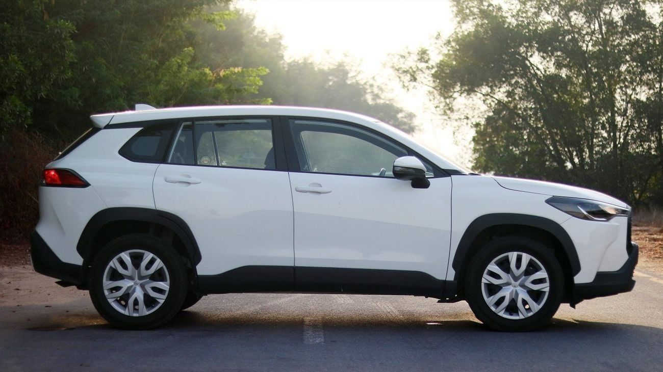 تويوتا كورولا كروس XL- 1.8L | Free Agency Warranty | Complete Service History | Zero Downpayment Support