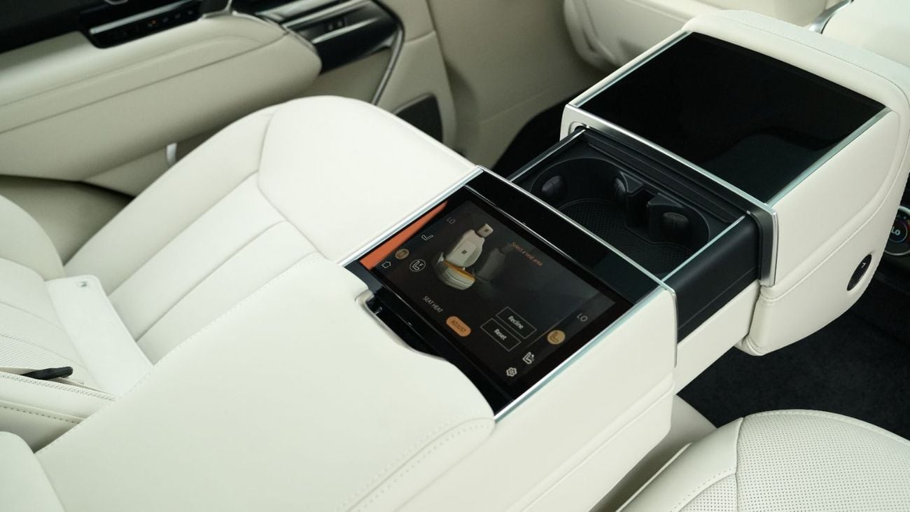 لاند روفر رينج روفر Autobiography P400 With Console Santorini Black- white 2027MY Export Only