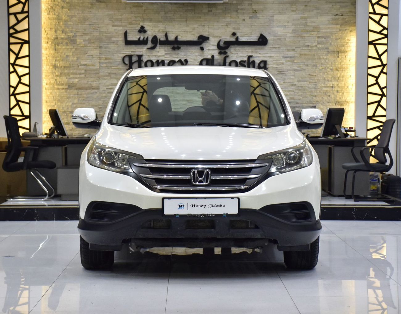 Honda CR-V LX EXCELLENT DEAL for our Honda CR-V ( 2013 Model ) in White Color GCC Specs