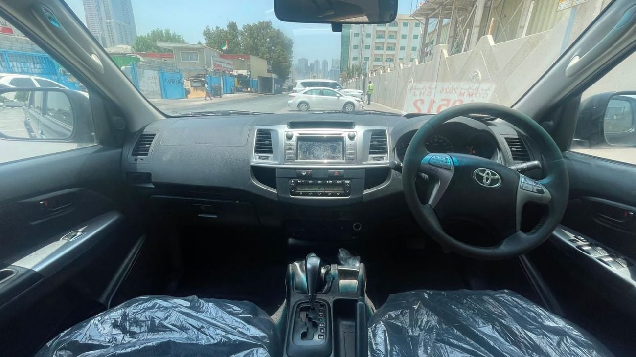 Toyota Hilux SR5