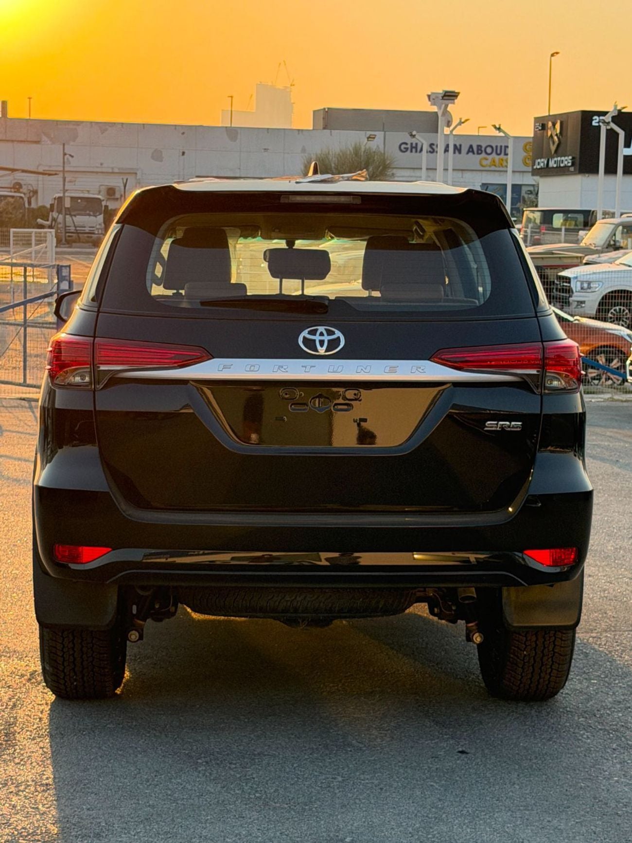 Toyota Fortuner SR5