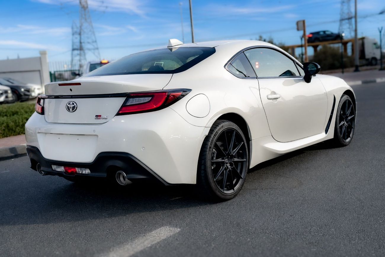Toyota GR GT