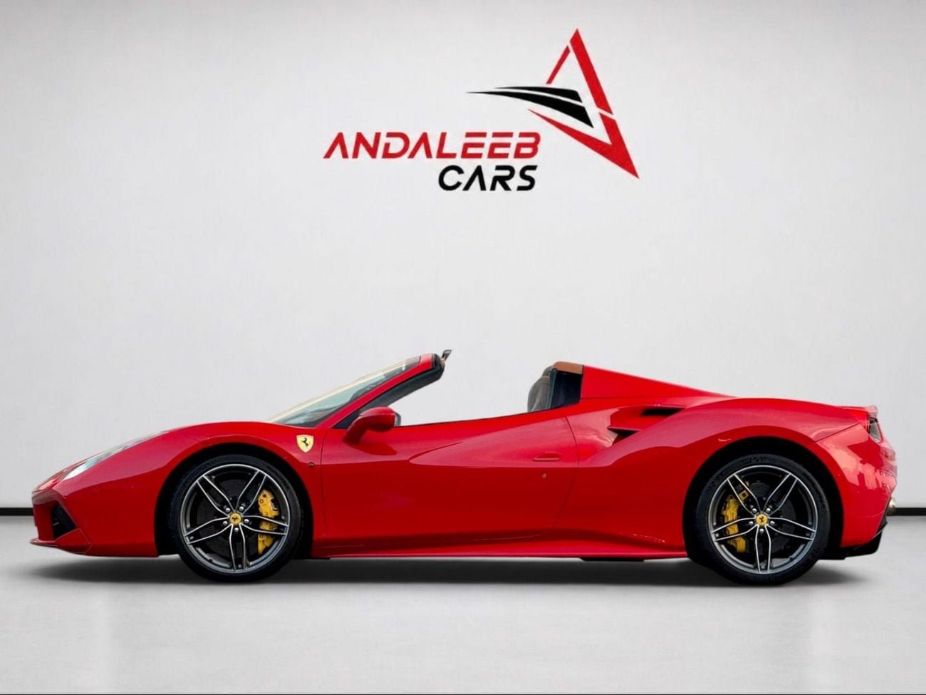 Ferrari 488 Spider Spider FERRARI 488 SPIDER | 670 HP V8 | FULL AL TAYER SERVICE HISTORY | 2017 GCC