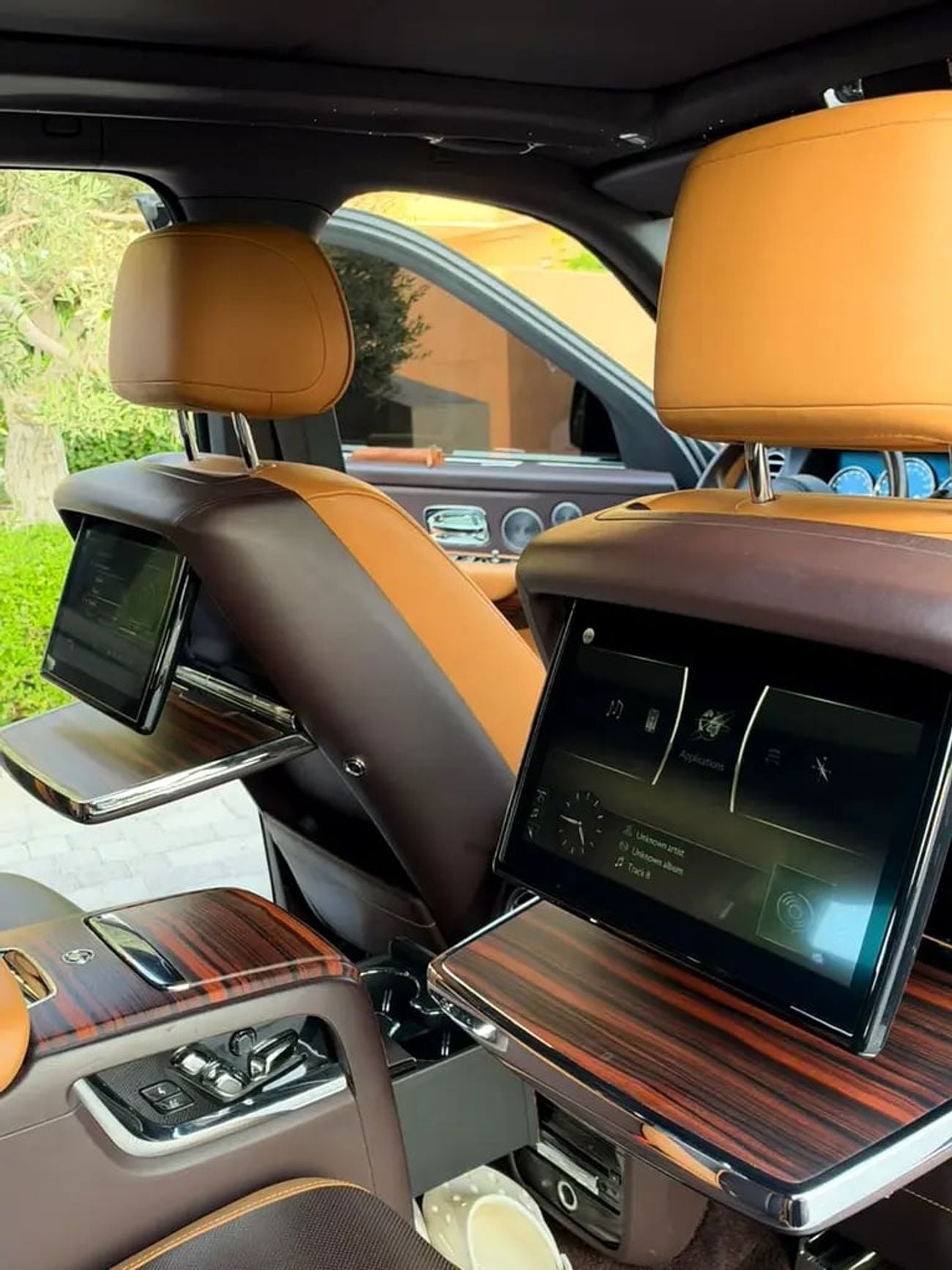 Rolls Royce Cullinan GCC Specs | Trim | Excellent Condition