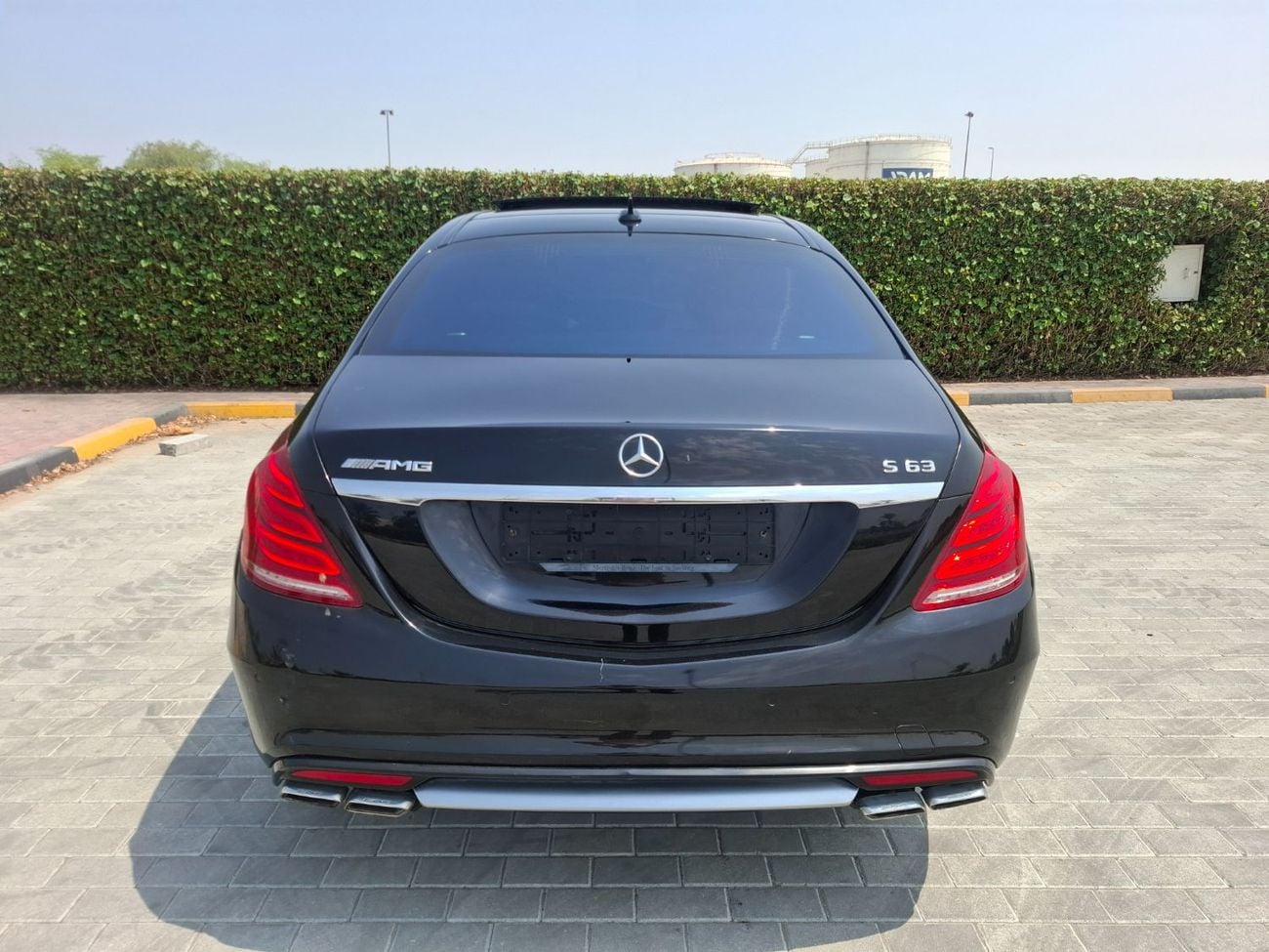 مرسيدس بنز S 63 AMG STANDARD