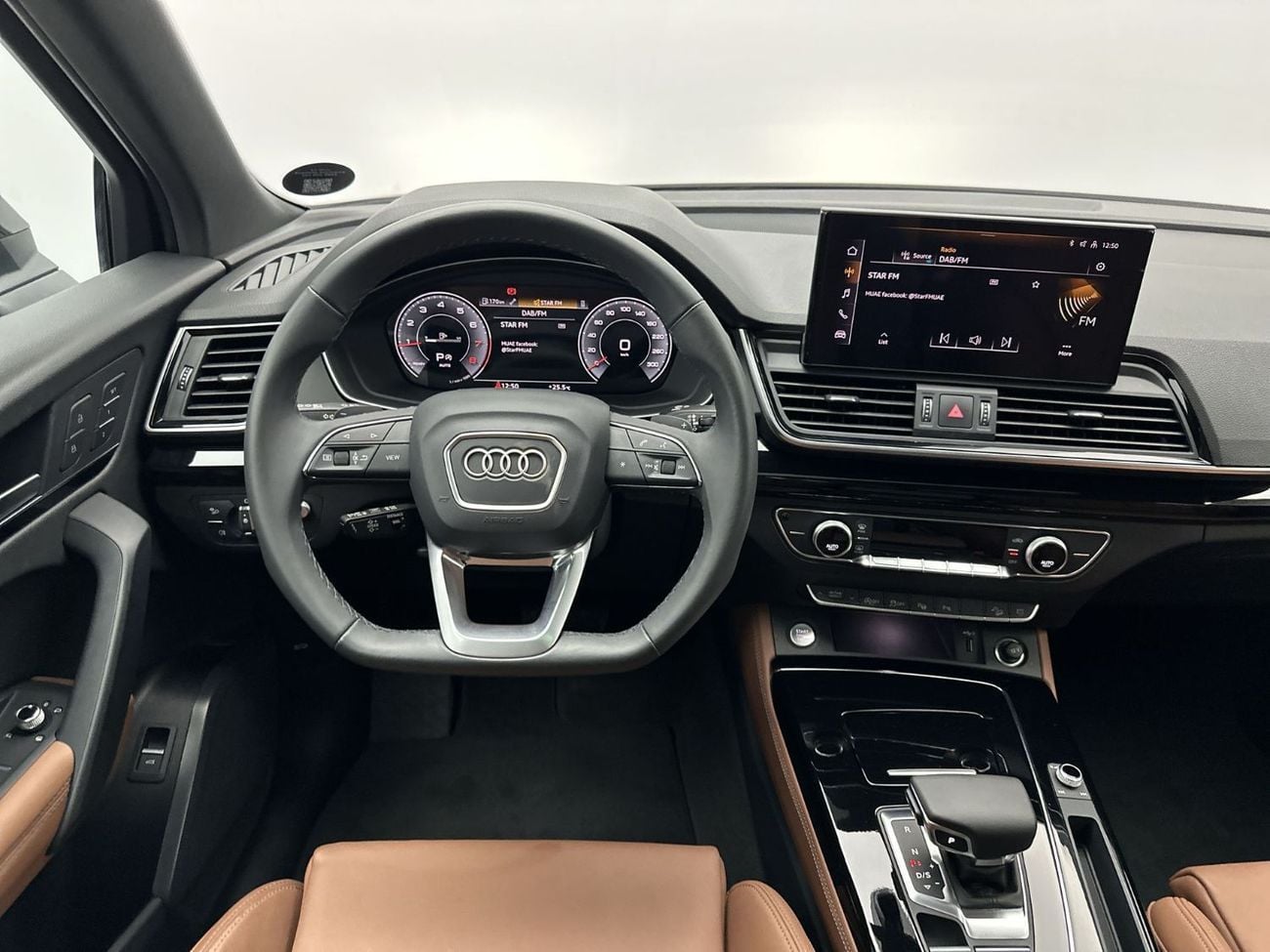 Audi Q5 45 TFSI SPORTBACK S-LINE (Ref# 016893)
