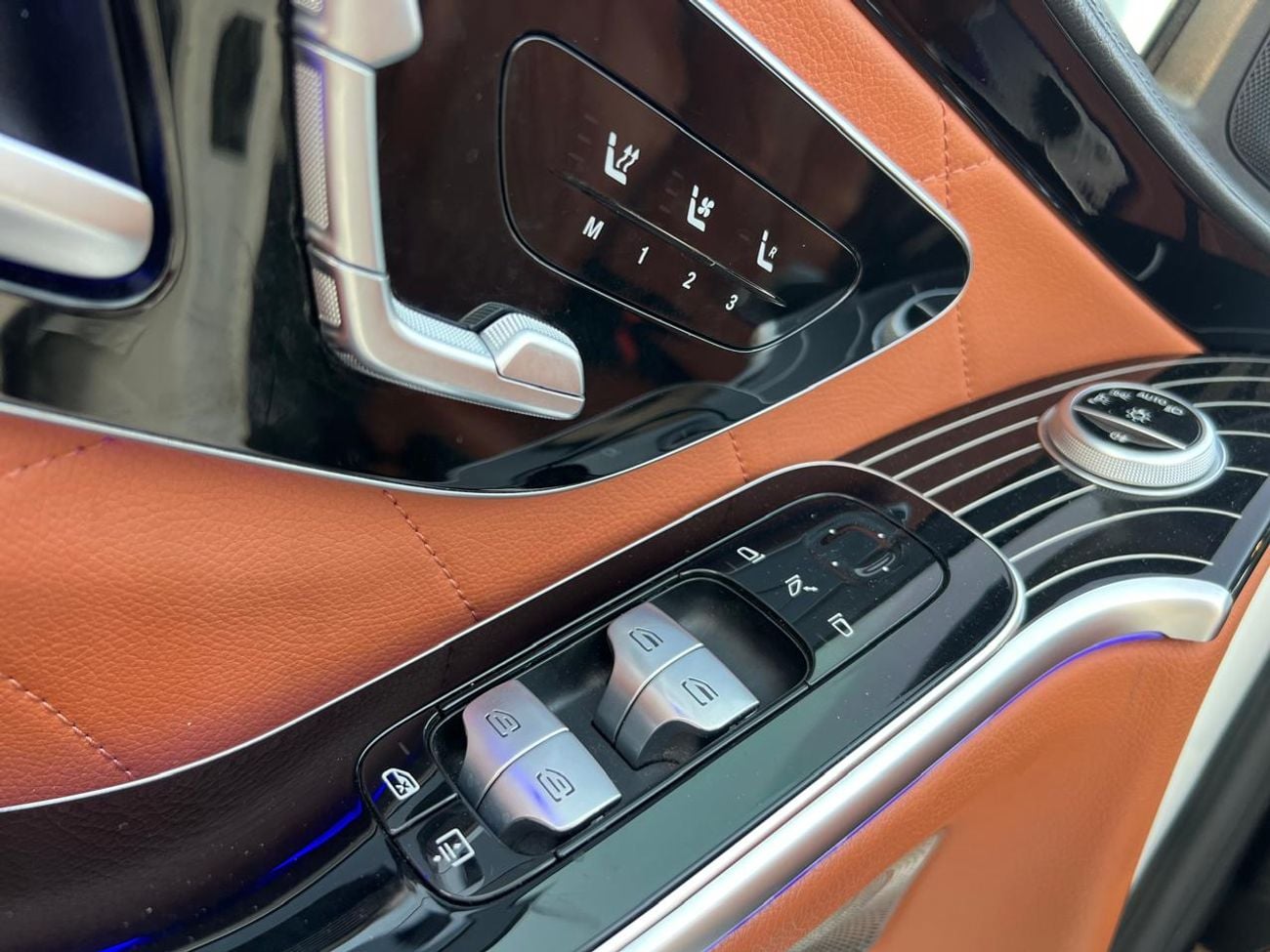 Mercedes Benz S500 4MATIC L