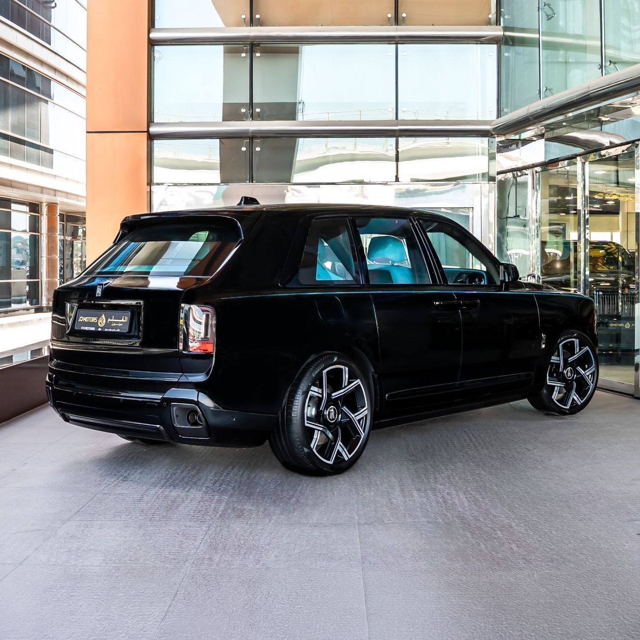 Rolls Royce Cullinan BLACK BADGE