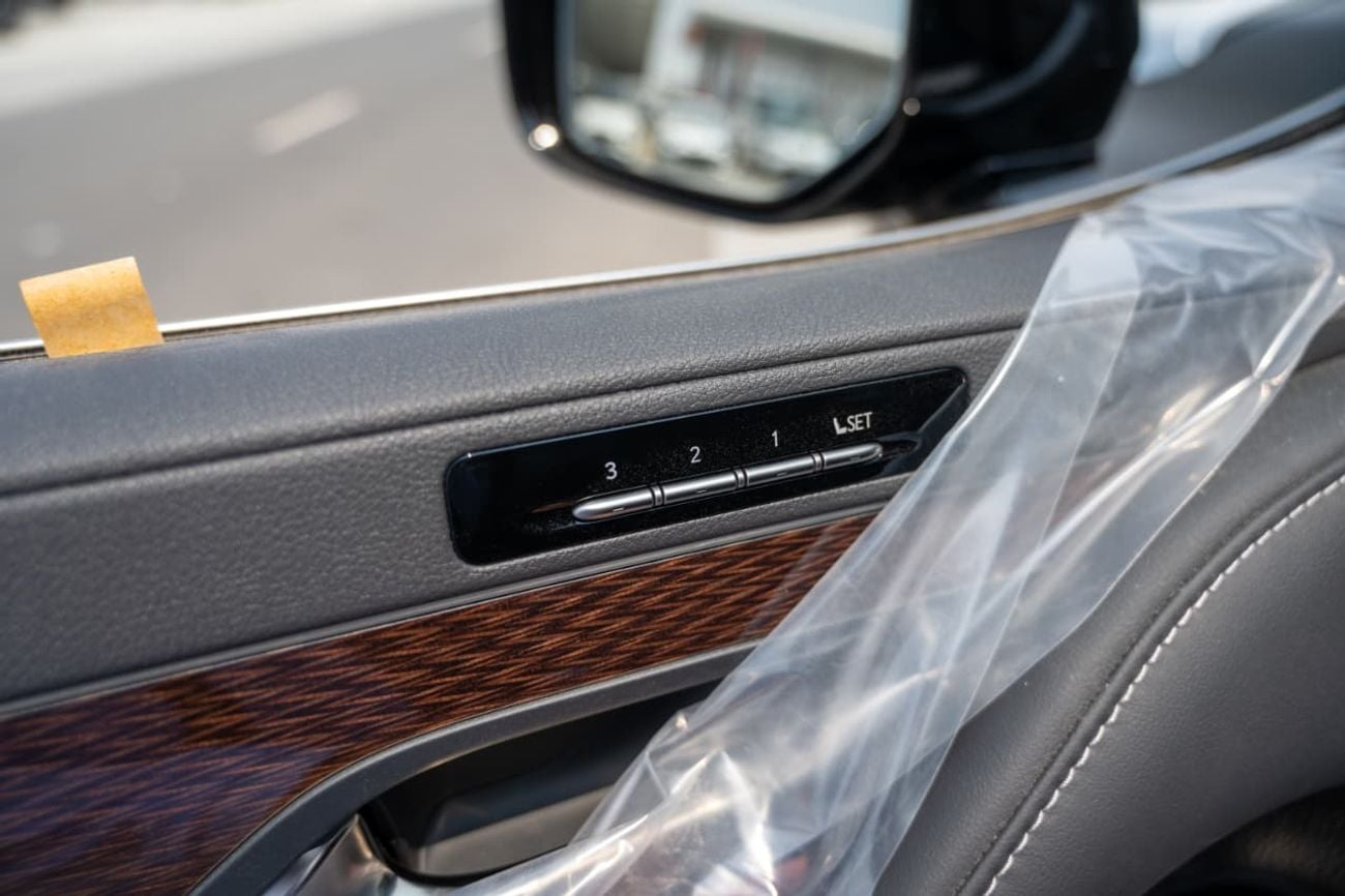 Lexus LX600 TURBO SPORT SIGNATURE 3.5 WITH MARK LEVINSON SPEAKERS 2026