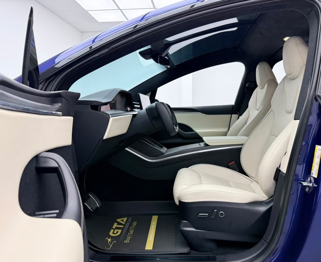 تسلا موديل اكس PLAID 2024 Tesla Model X Plaid, Tesla Warranty+Full Tesla Service History, GCC Specs.