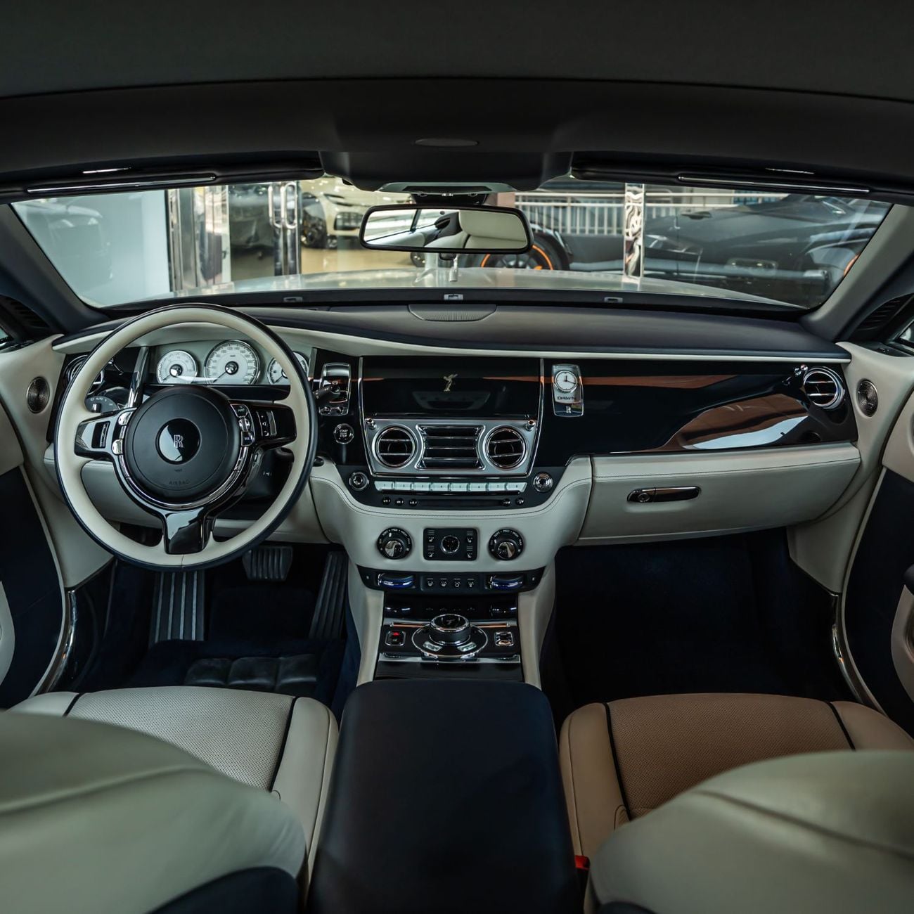 Rolls Royce Dawn