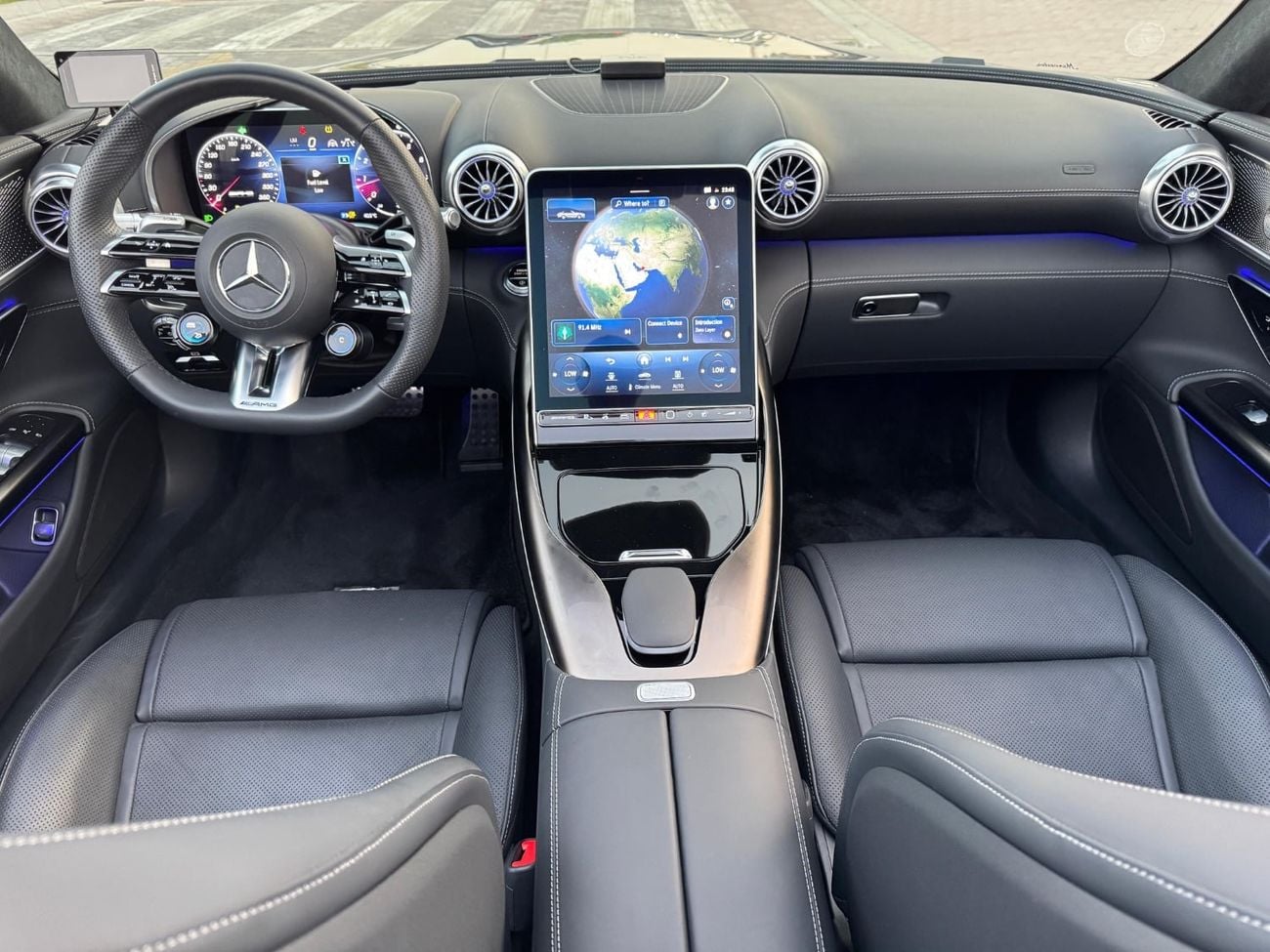 Mercedes Benz SL63 AMG STANDARD BRAND NEW 900km