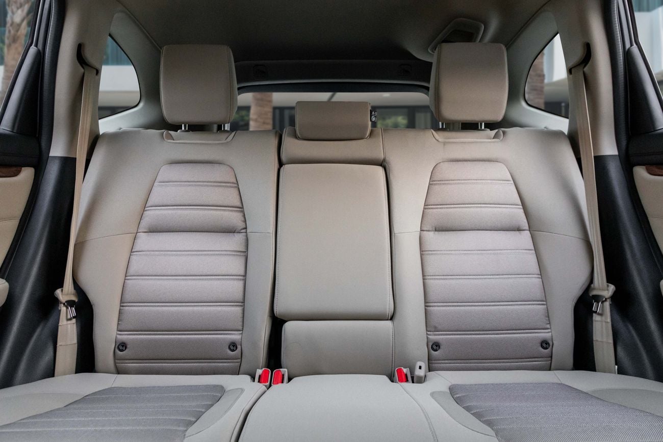 Honda CR-V TOURING CR-V TOURING | 1,724 P.M | 0% Downpayment | FULL OPTION | AMAZING CONDITION!