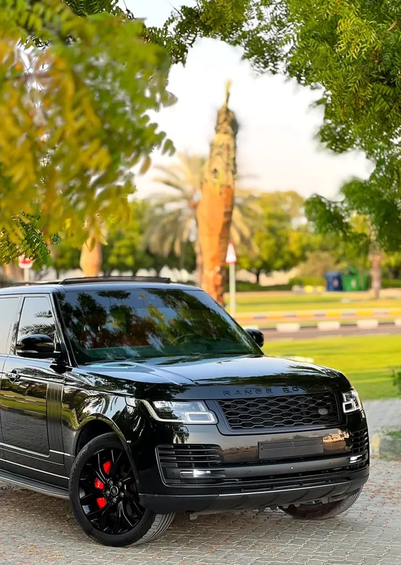 Land Rover Range Rover AUTOBIOGRAPHY | GCC Specs | Pristine Condition