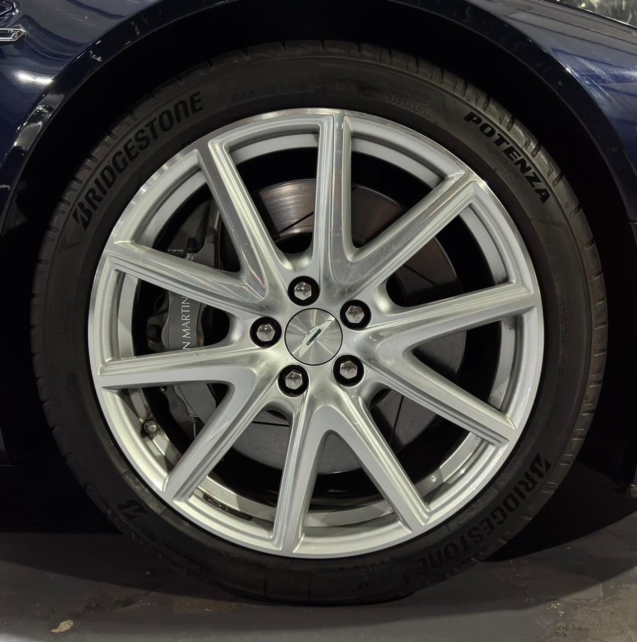 Aston Martin Vantage STD