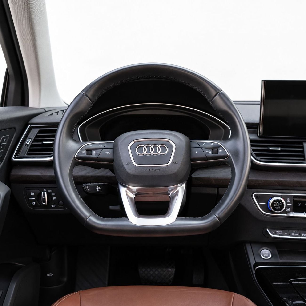 Audi Q5 AED 2,490 P.M • 0% Downpayment • Audi Q5 45 TFSI S Line • Agency Service Contract