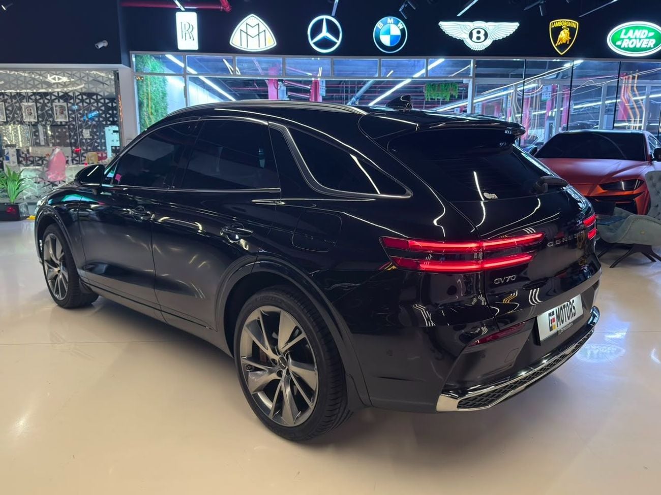 Genesis GV70 PREMIUM 3,050 MP | 2025 Genesis GV70 2025 Prestige | GCC Specs | Perfect Condition