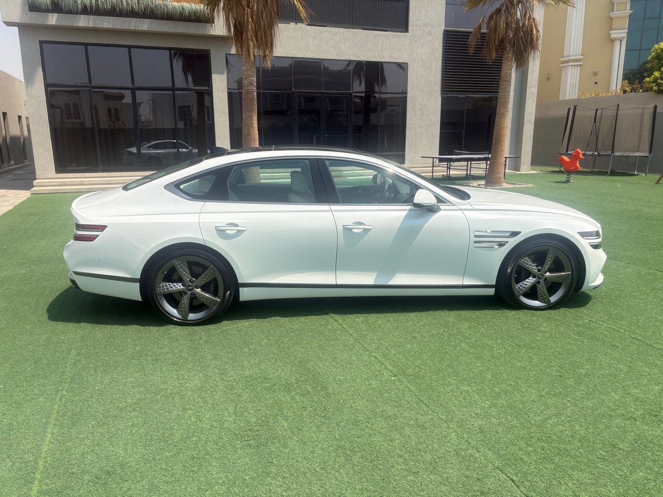 Genesis G80 ROYAL