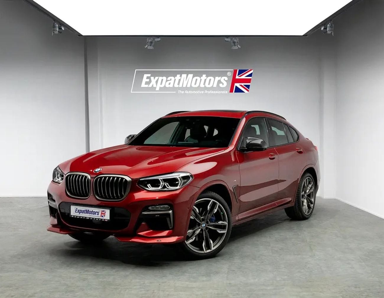 BMW X4 M40I w/ Schnitzer Pack • 0% DP Available • FDSH • Warranty + Service Contract • GCC