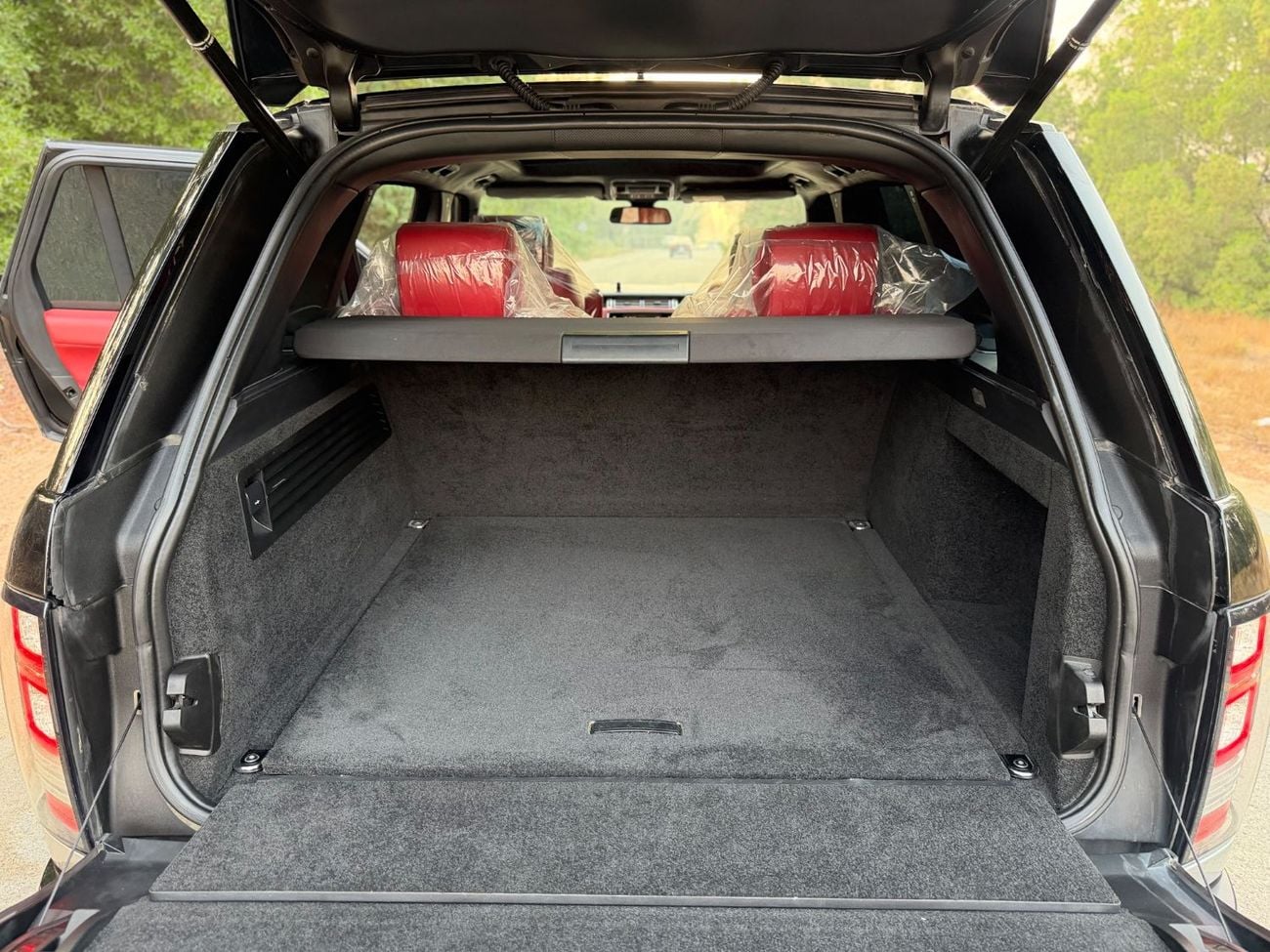 Land Rover Range Rover AUTOBIOGRAPHY Panoramic sunroof, paddle shifters, electric pedals
