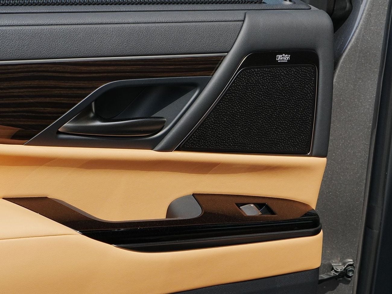 Lexus LX600 SIGNATURE LX600 3.5 TT signature 2026 GCC full 25 speakers