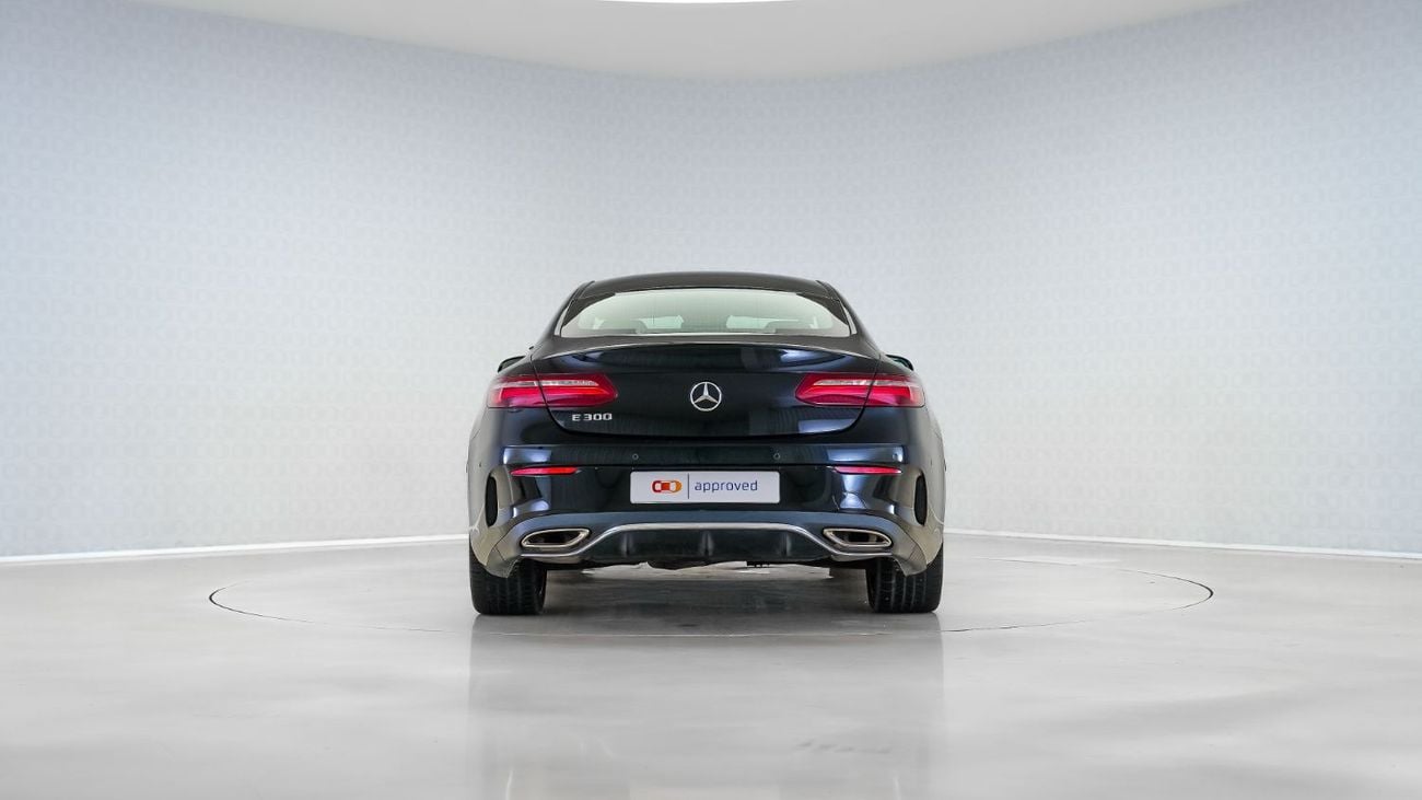 مرسيدس بنز E300