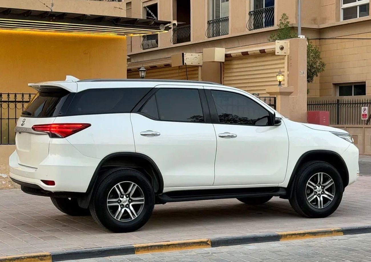 Toyota Fortuner EXR 2.7L V4