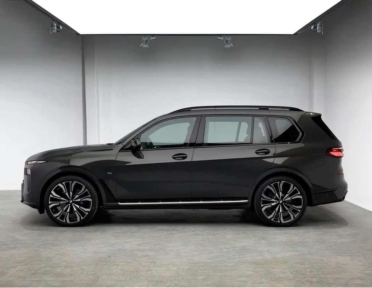 BMW X7 XDRIVE40I M SPORT Warranty + Service Package • Full Service History • GCC