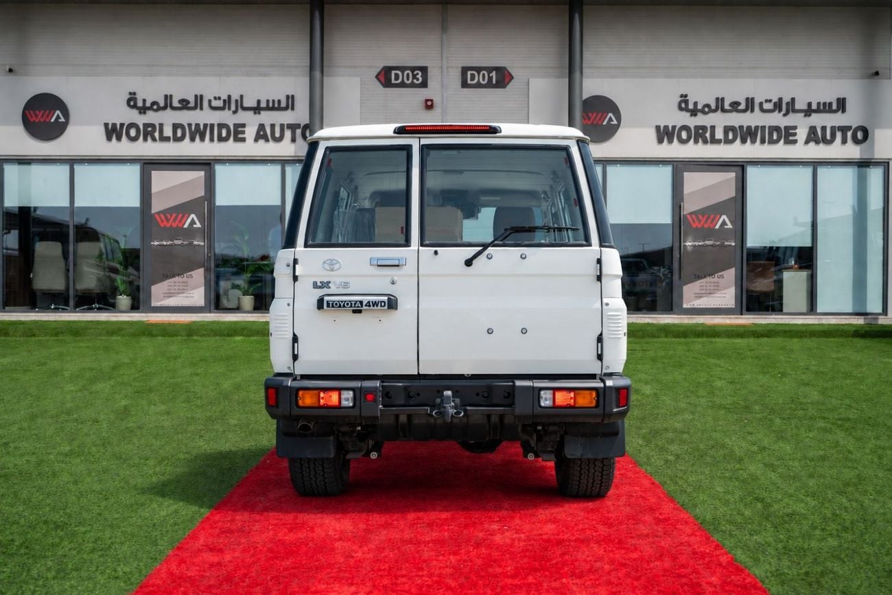 Toyota Land Cruiser 70 LC 76 4.0Ltr. Z1 A/T