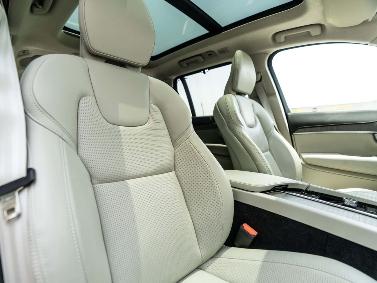 Volvo XC90 B6 Ultimate Bright Volvo XC90 B6 2024 GCC specs