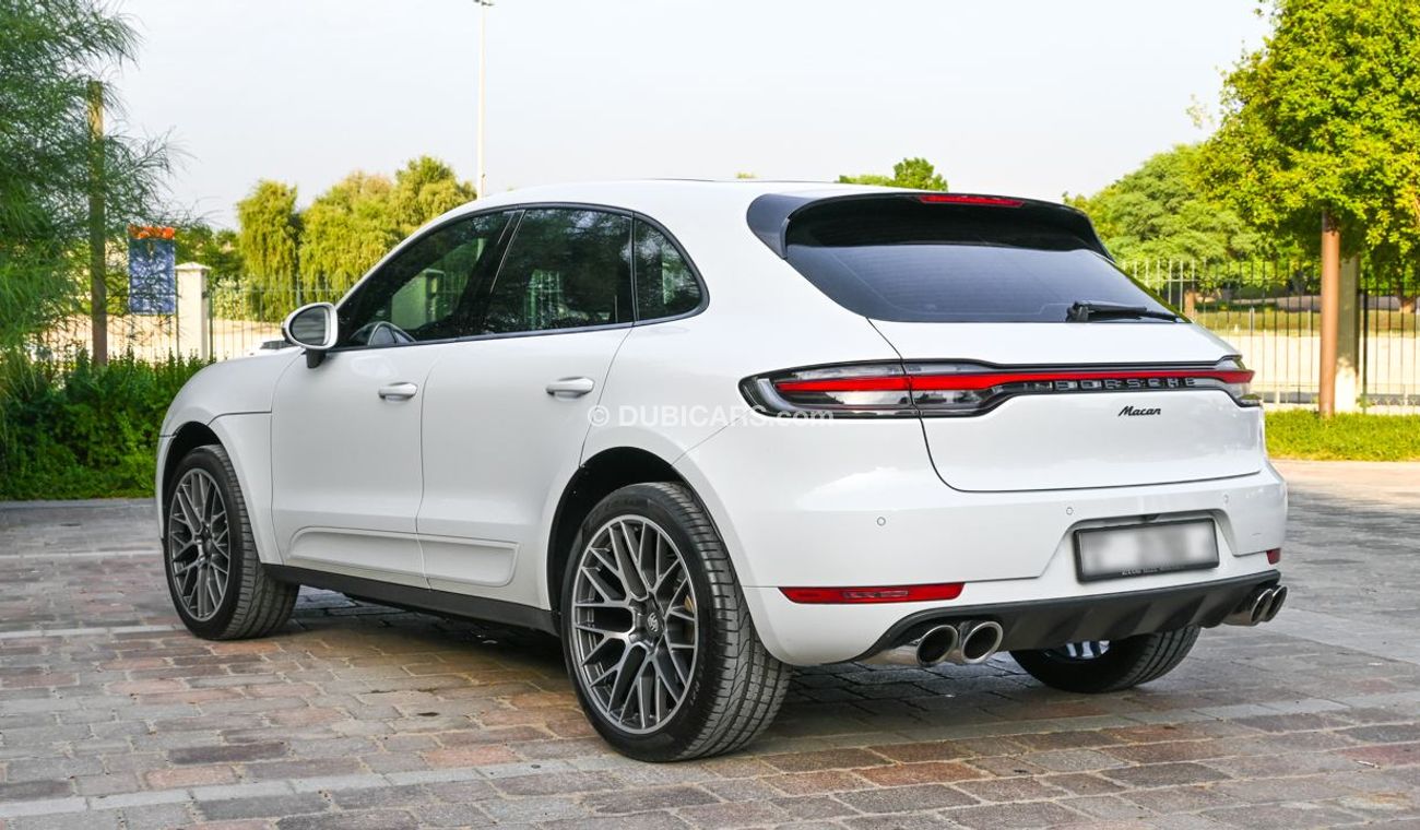 Used Porsche Macan Under Warranty 2021 for sale in Dubai 687200