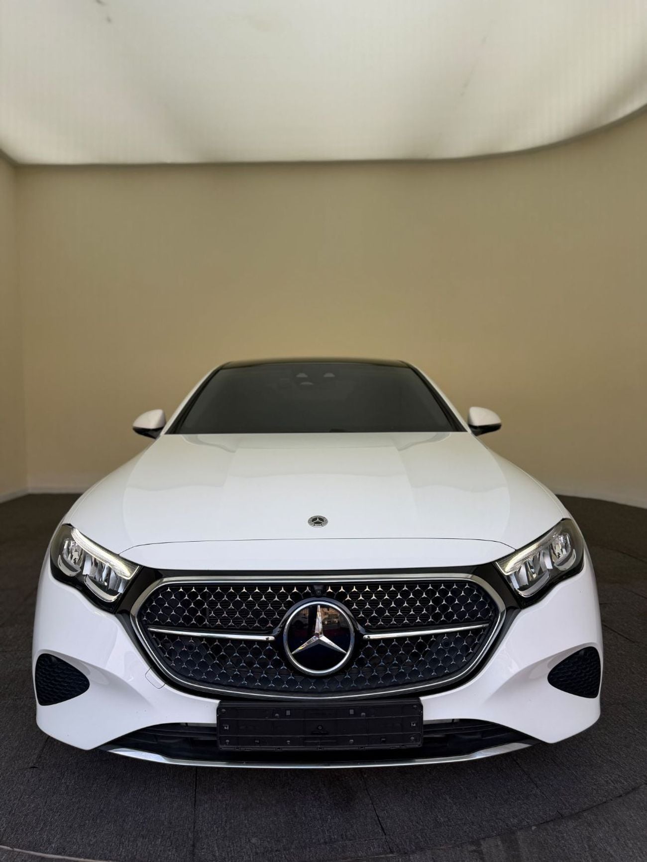 Mercedes Benz E200