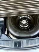 Toyota RAV4 XLE RAV4 XLE HV 4X4