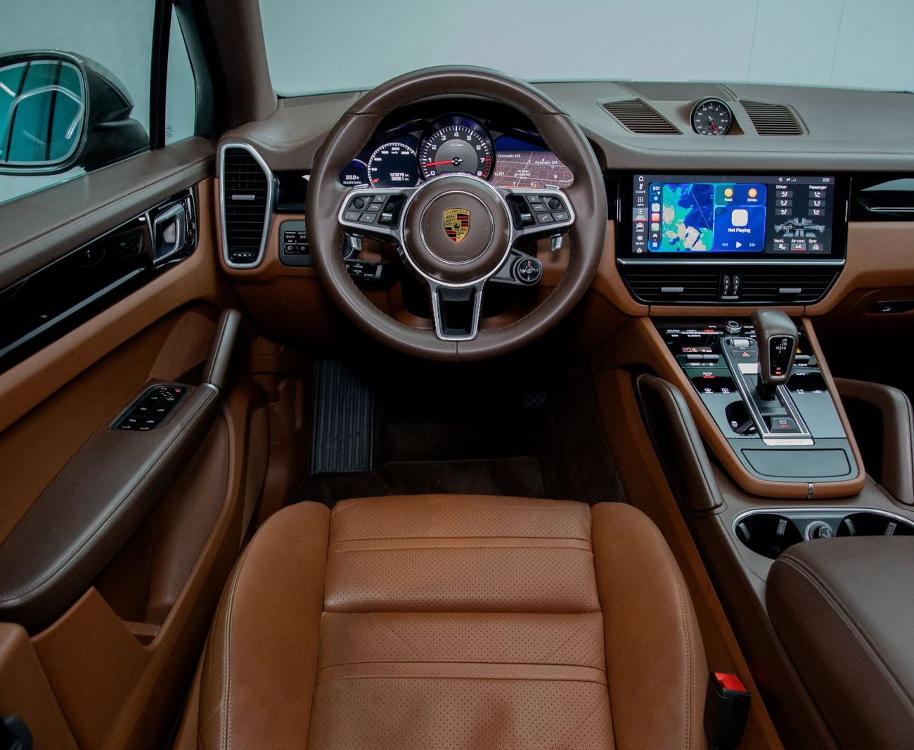 Porsche Cayenne STANDARD