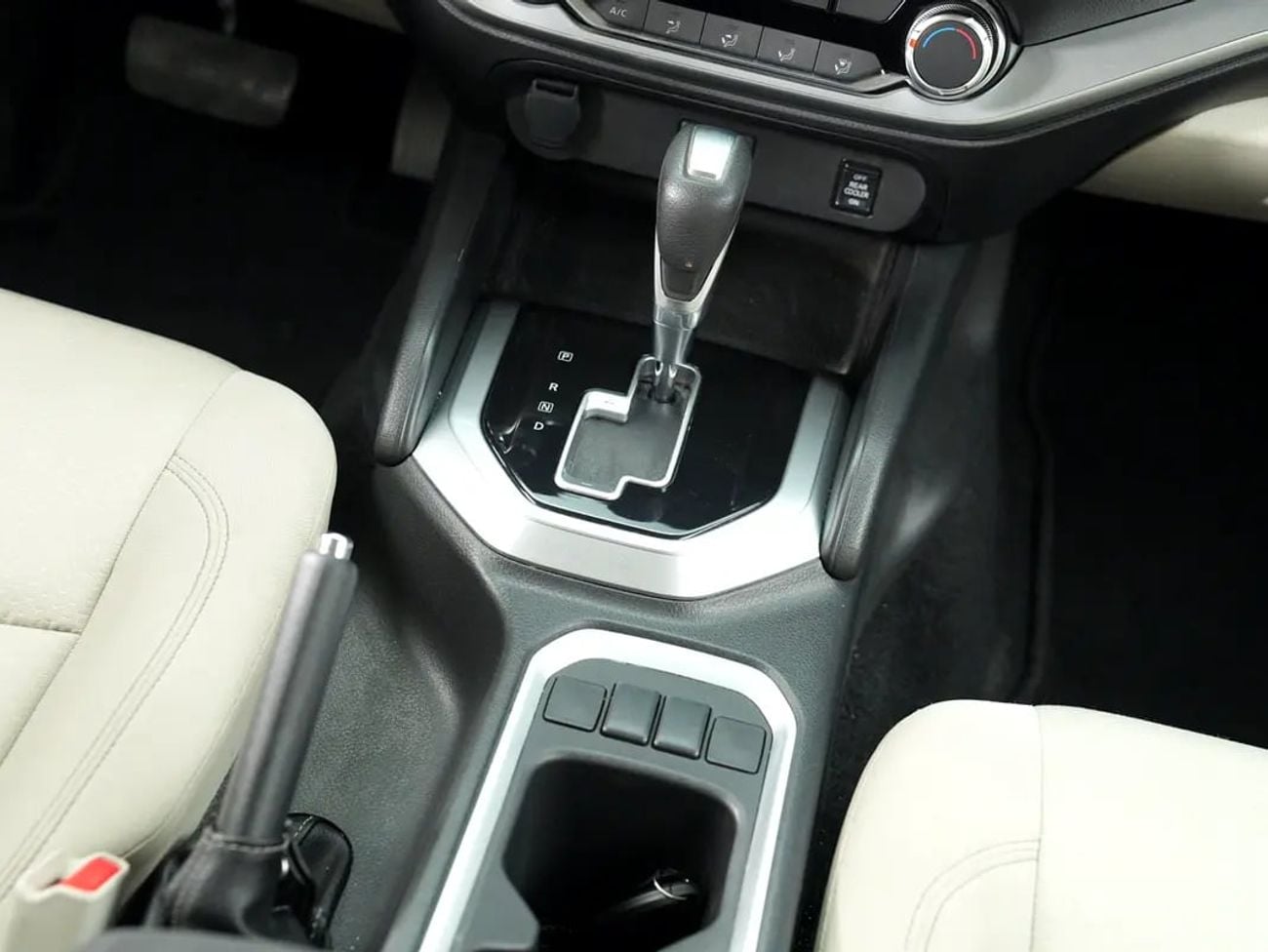 Nissan X Terra SE GCC specs