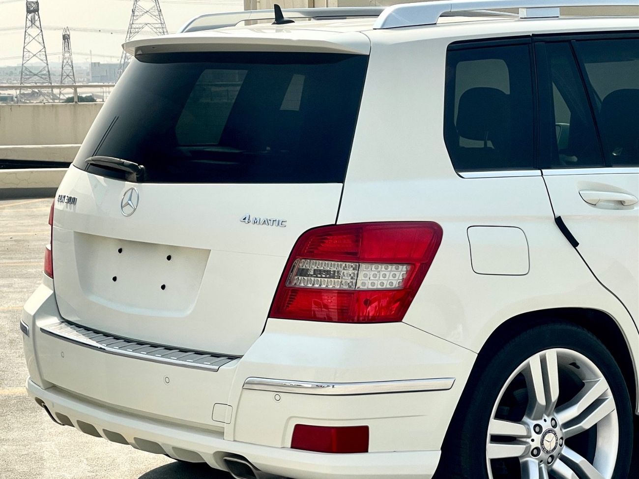 Mercedes Benz GLK300 GE Low mileage | Excellent Condition