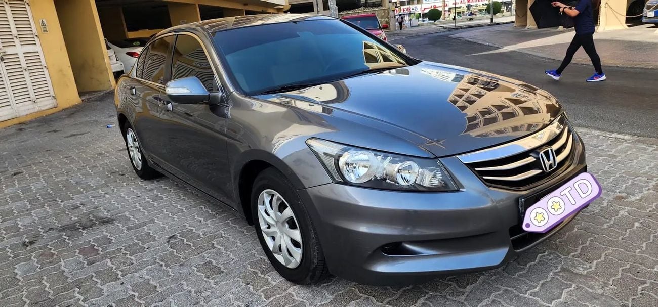 Honda Accord EX GCC Specs