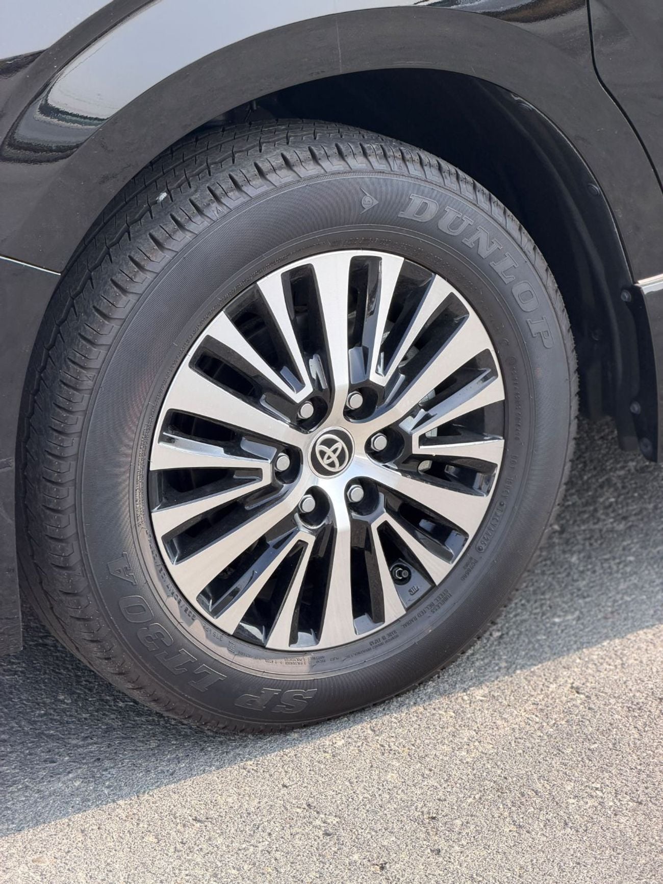 Toyota Granvia PREMIUM PETROL FULL OPTION WITH VIP EDITION
