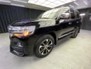 Toyota Land Cruiser Toyota Land Cruiser Diesel Model 2015 Modified to 2021 inside and outside