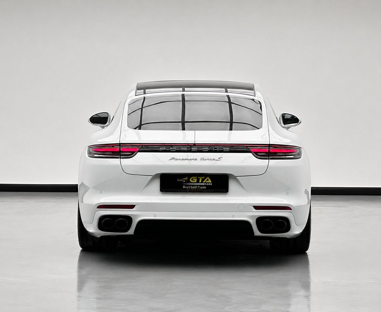 بورش باناميرا TURBO S E-HYBRID