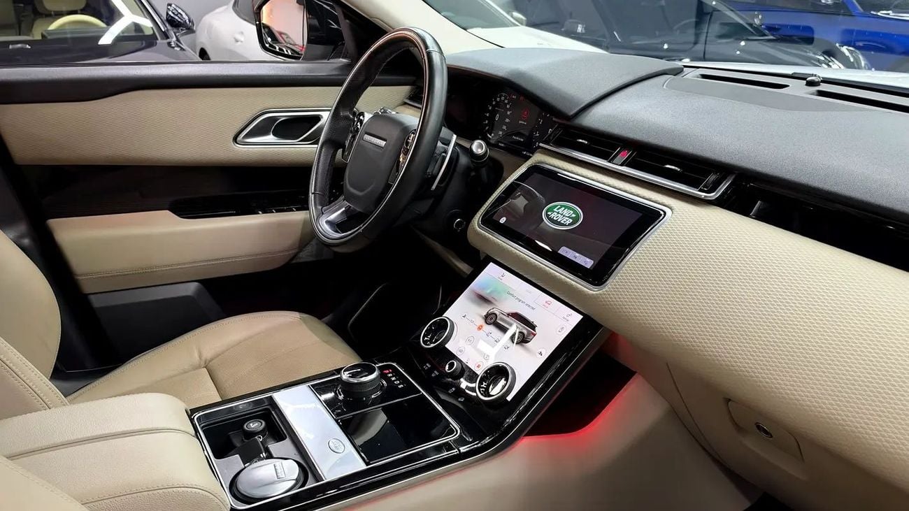 Land Rover Range Rover Velar R-DYNAMIC SE