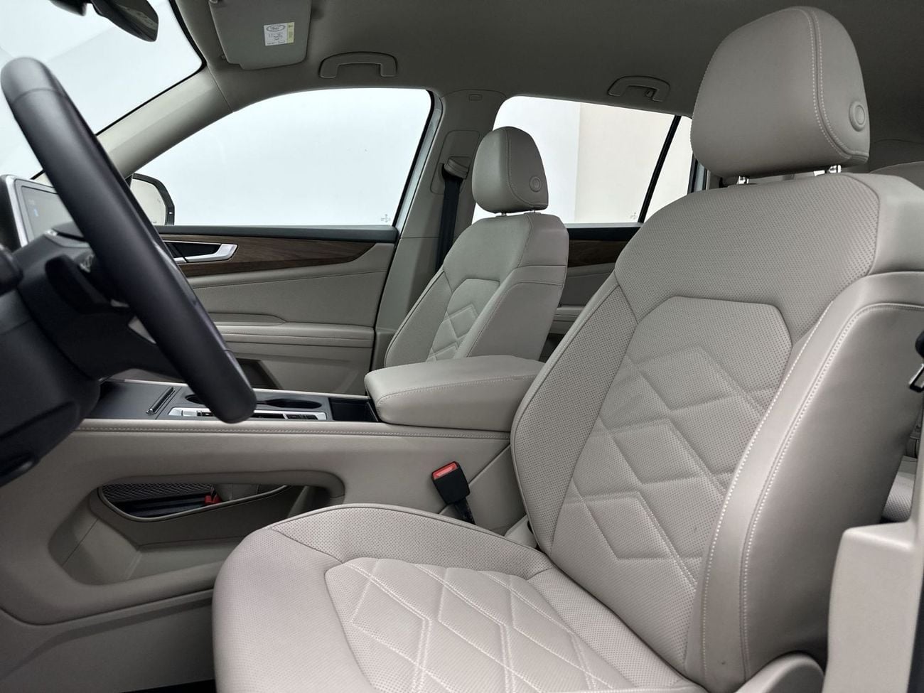 Volkswagen Teramont TRENDLINE Teramont 2L | UPGRADED Leather Seats | GCC Spec | VW Certified