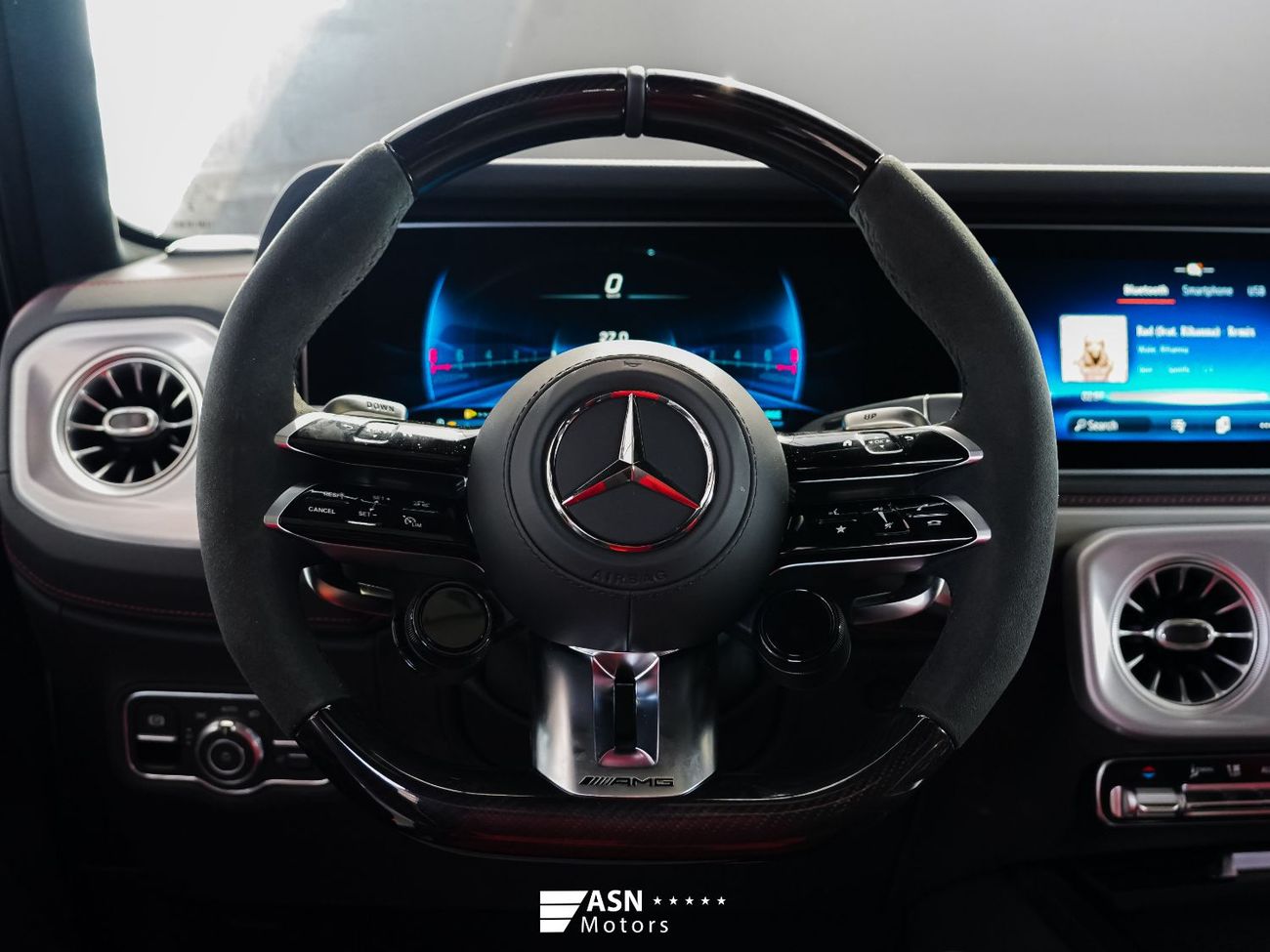Mercedes Benz G63 AMG