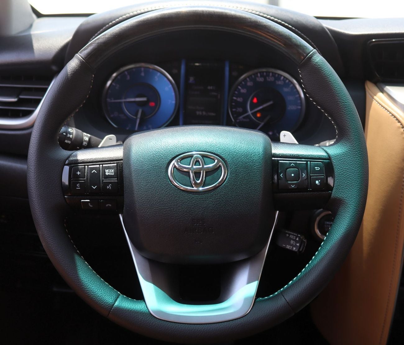 Toyota Fortuner GXR