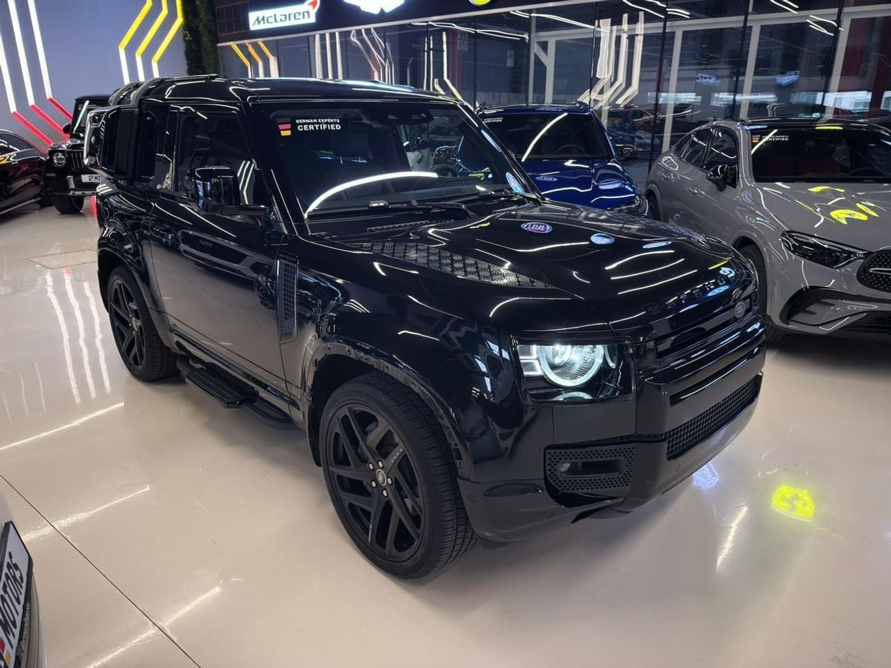 Land Rover Defender HSE 2021 Defender 90 - 22 KHAN RIMS - BORLA EXHAUST SYSTEM - ALTAYYER WA