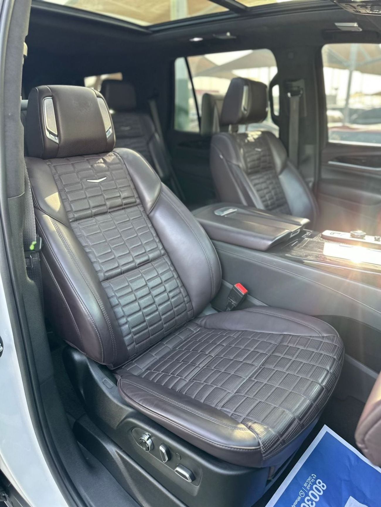 Cadillac Escalade PREMIUM LUXURY PLATINUM CADILLAC ESCALADE 2022 GCC FULL OPTION ORIGINAL PAINT UNDER WARRANT