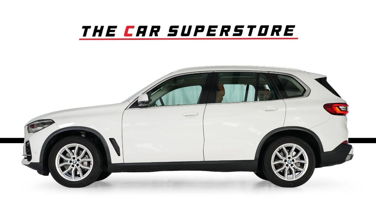 BMW X5 40i EXCLUSIVE 40i X-Drive-GCC-BMW Full Service History-Mint Condition-Pearl White