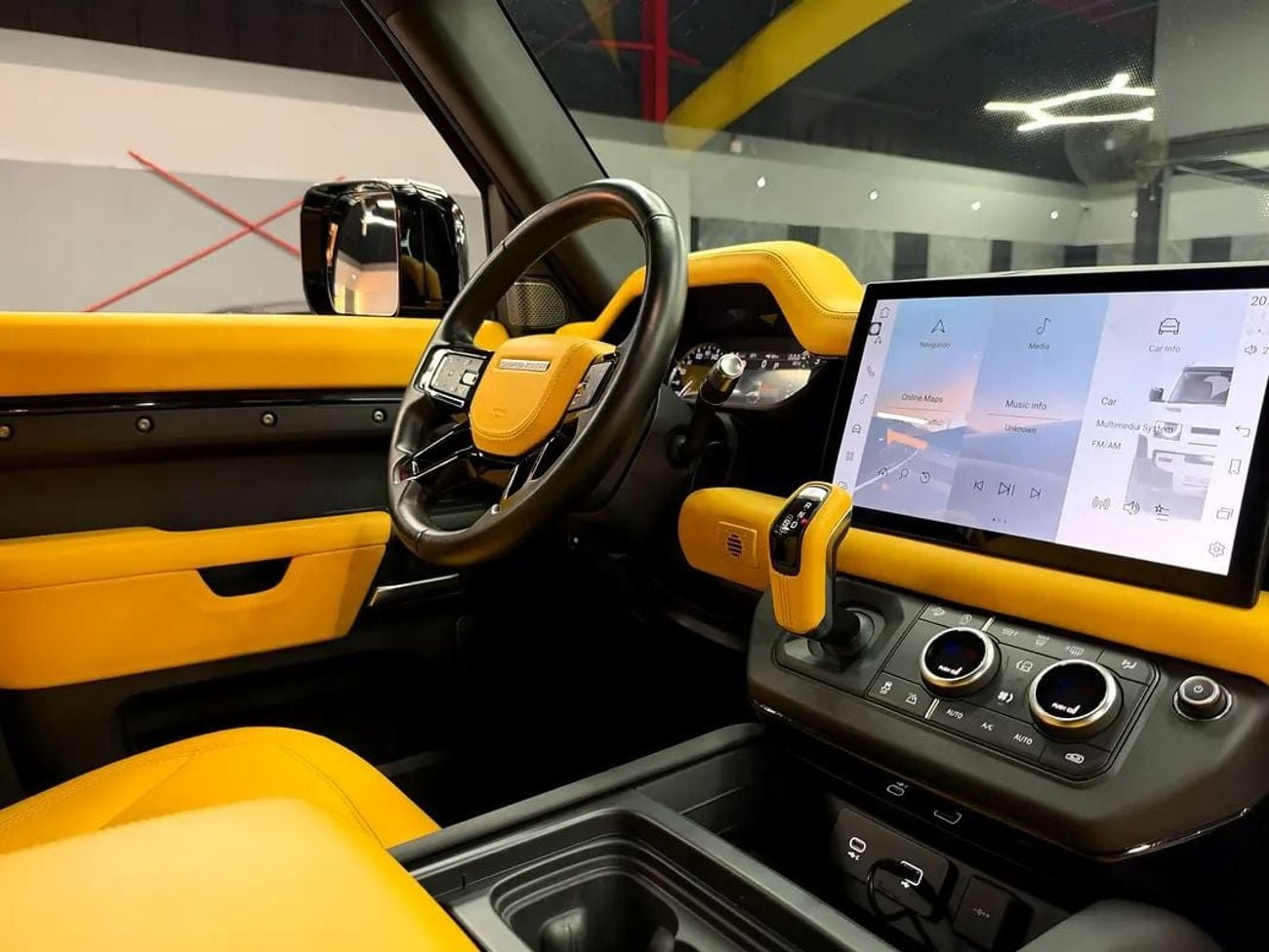 Land Rover Defender 90 X-DYNAMIC SE P300