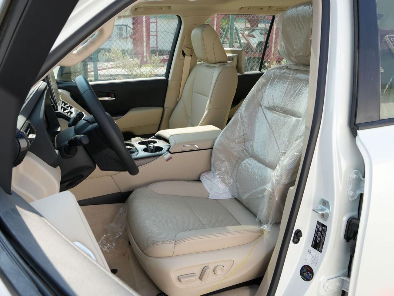 Toyota Land Cruiser GXR TOYOTA Land Cruiser GXR 3.5 TT Petrol AT With , Radar JBL , 360 Camera , Compressor | Saudi Specs Av